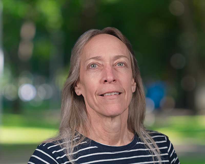 Headshot of Kelli McCormick